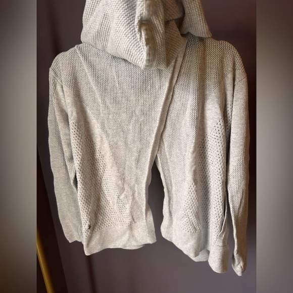 Lululemon Still Movements Open Back Hooded Knit Sweater Gray Size 2 - Picture 7 of 10
